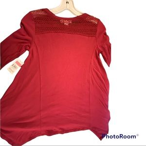 Simply Styled NWT Red Long Sleeve Shirt with along Sides size Medium